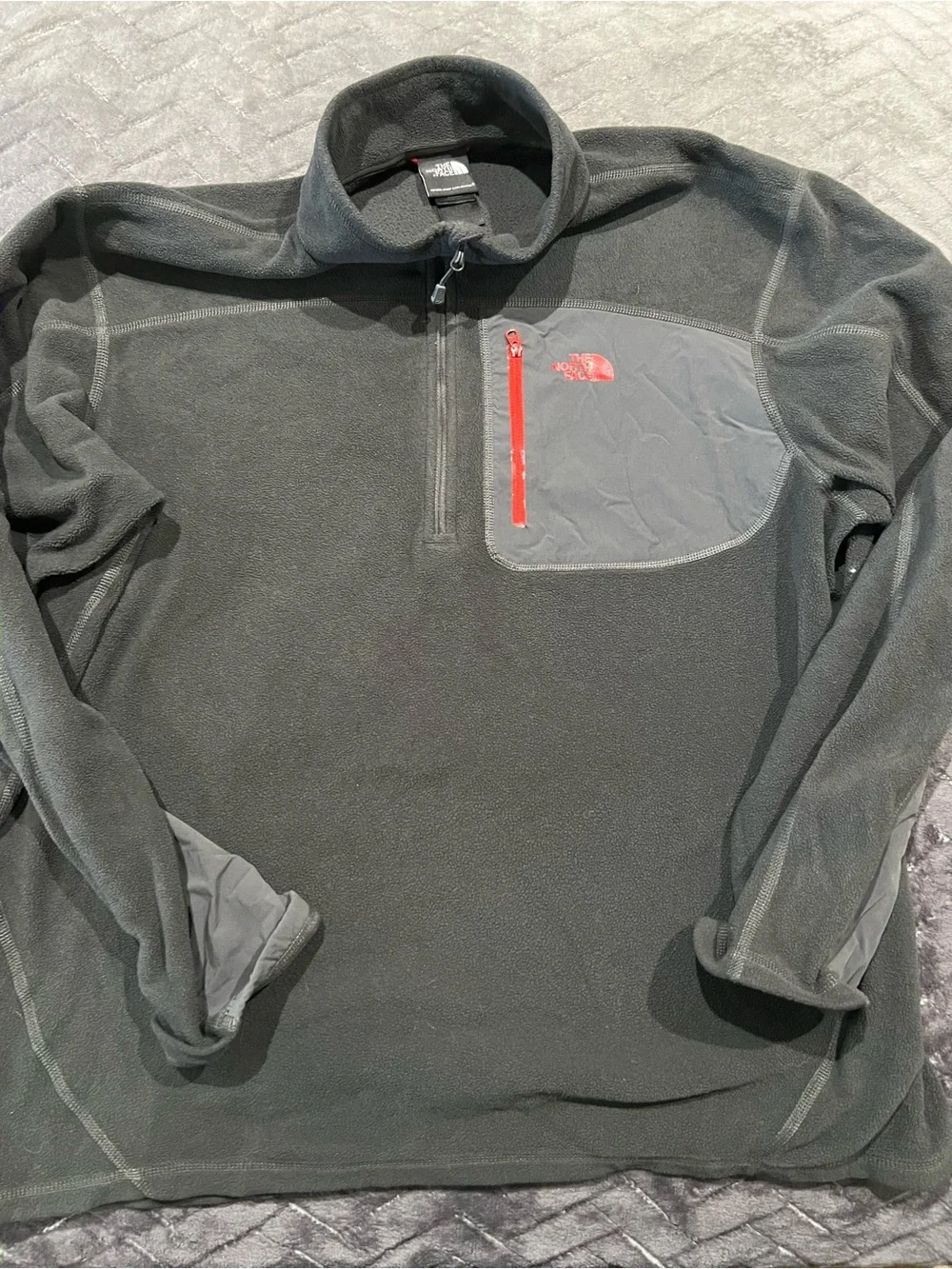 used The North Face Men's Dark Gray Fleece Pullover with Chest Pocket